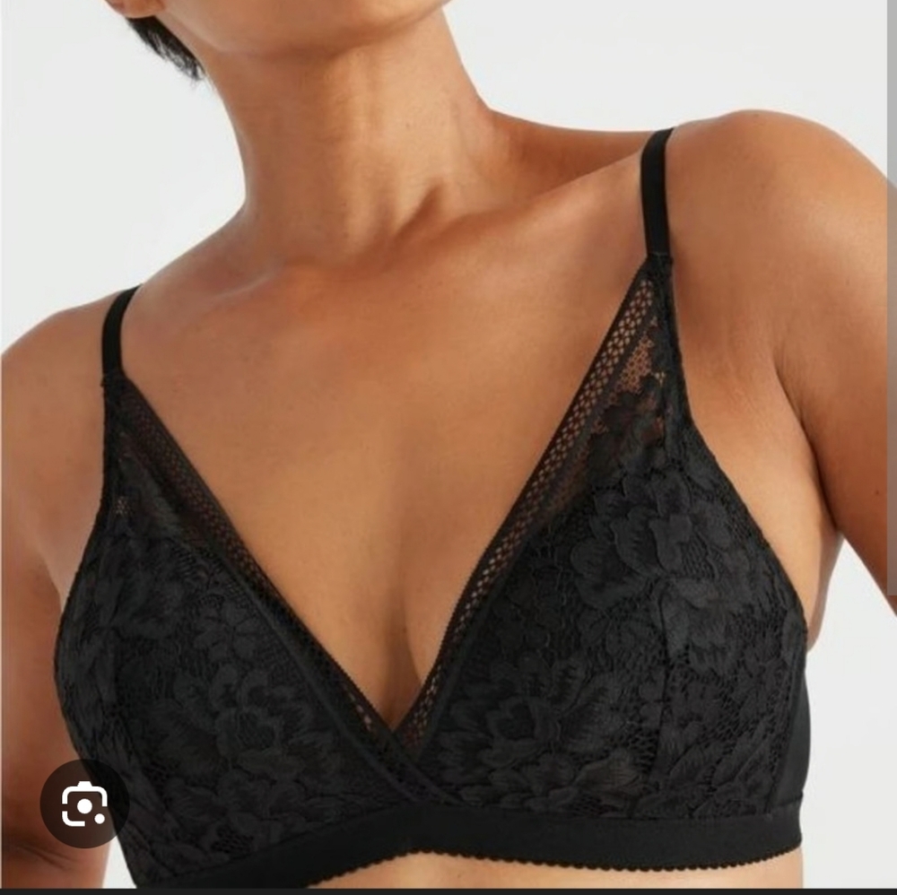 Knix Black Deep V Lace Bra